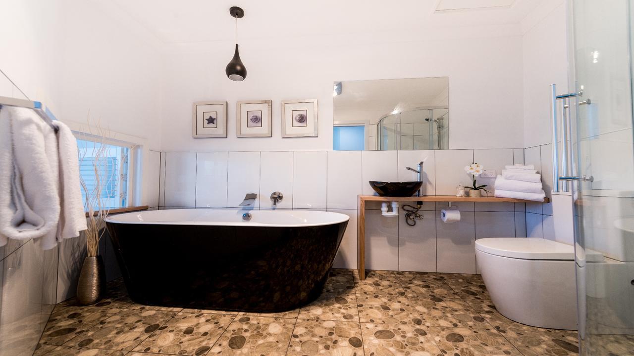 Ulverstone River Edge Holidayapartments 외부 사진
